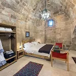 Hotel Kervansaray Museum *