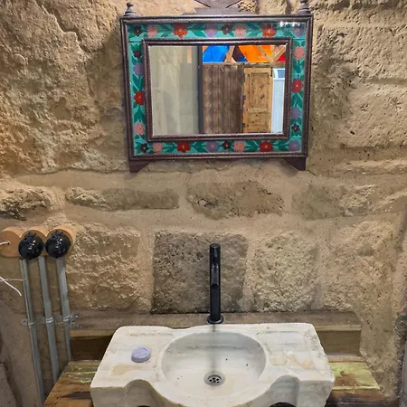 Hotel Kervansaray Museum